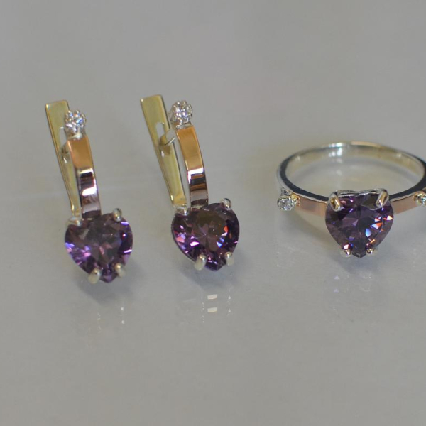 Срібний гарнітур з золотими напайками