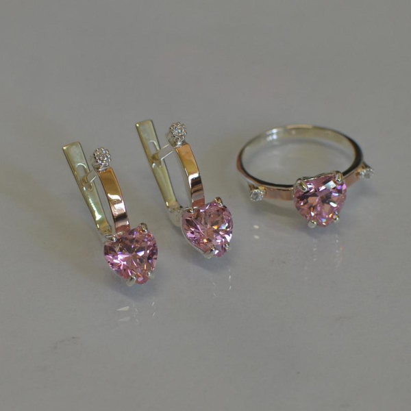 Срібний гарнітур з золотими напайками