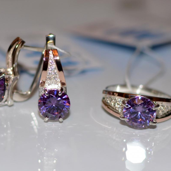 Срібний комплект з золотими пластинами