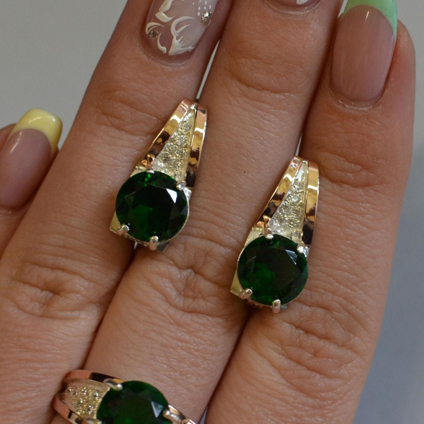 Срібний комплект з золотими пластинами