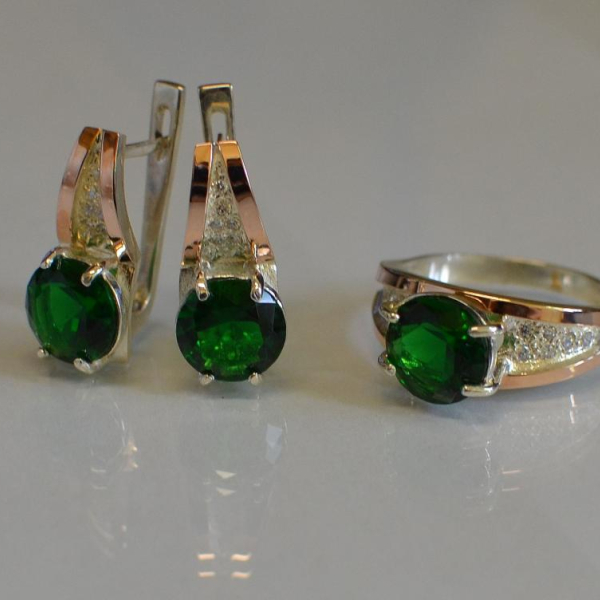 Срібний комплект з золотими пластинами