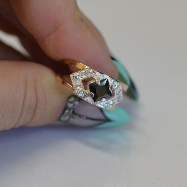 Срібна каблучка з золотими напайками