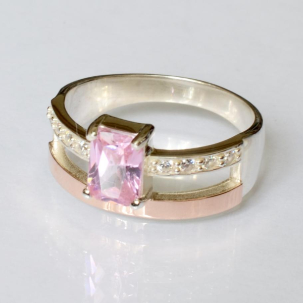 Срібна каблучка з накладками з золота