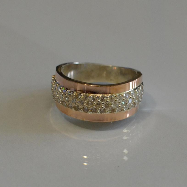 Срібна каблучка з золотими напайками