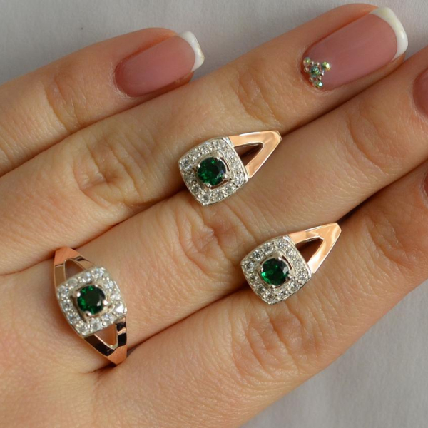 Срібний гарнітур з золотими пластинами