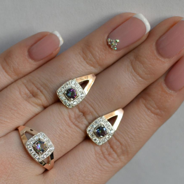 Срібний гарнітур з золотими пластинами