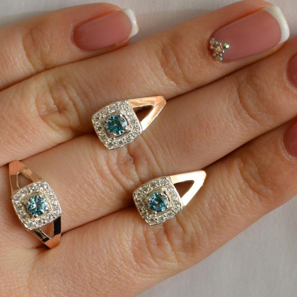 Срібний гарнітур з золотими пластинами