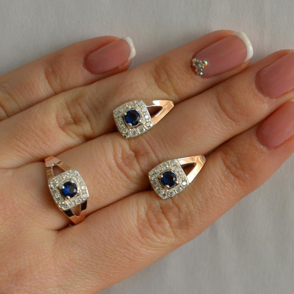 Срібний гарнітур з золотими пластинами