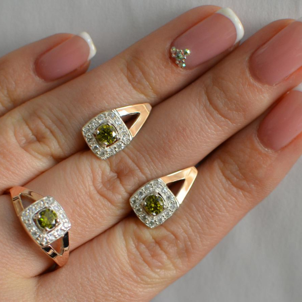 Срібний гарнітур з золотими пластинами