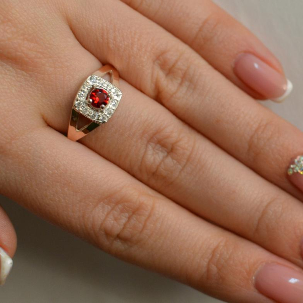 Срібна каблучка  зі вставками з золота