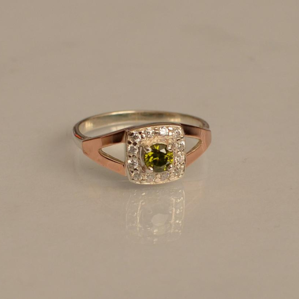 Срібна каблучка  зі вставками з золота