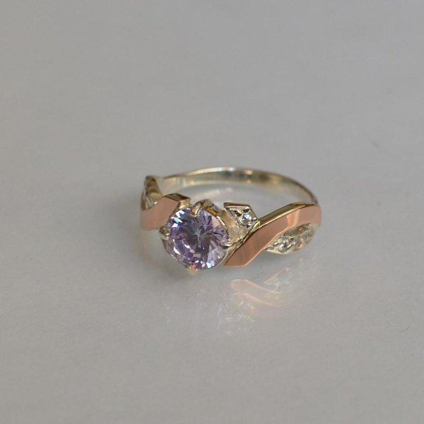 Срібна каблучка  с напайками из золота