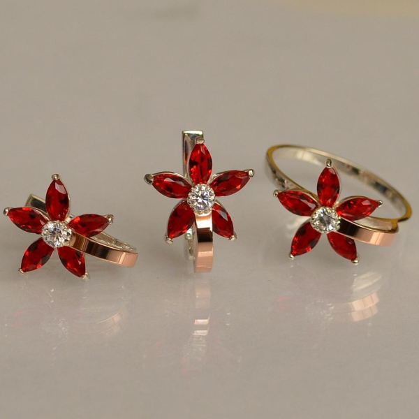 Срібний набір з золотими напайками