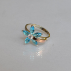 Срібна каблучка з золотими вставками