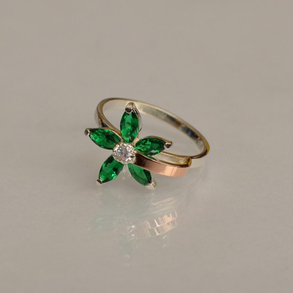 Срібна каблучка з золотими вставками