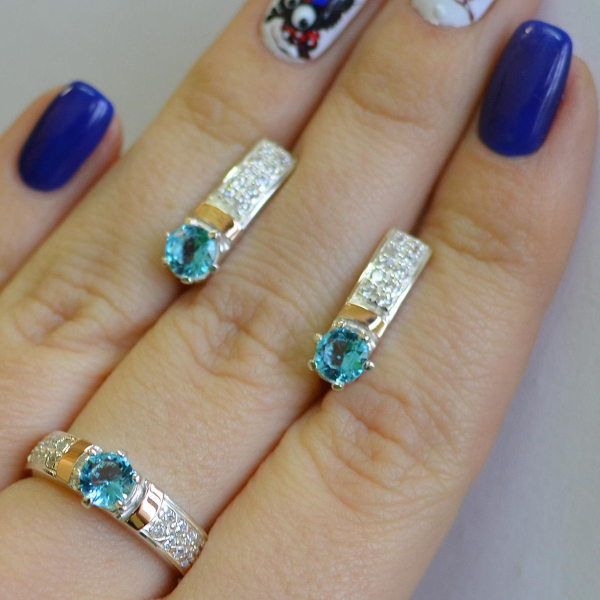 Срібний гарнітур з пластинами із золота