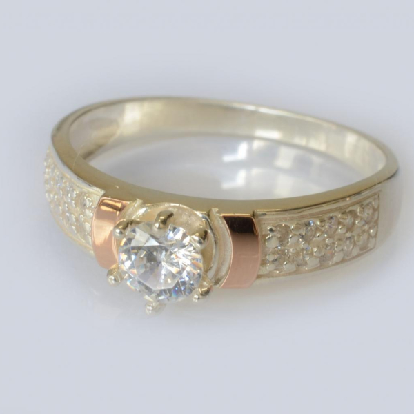 Срібна каблучка з золотими напайками