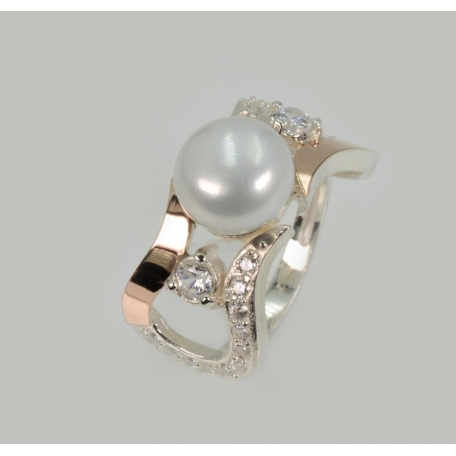 Серебряное кольцо с золотыми вставками