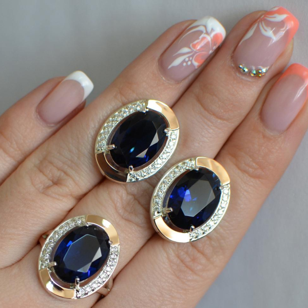 Срібний гарнітур зі вставками з золота