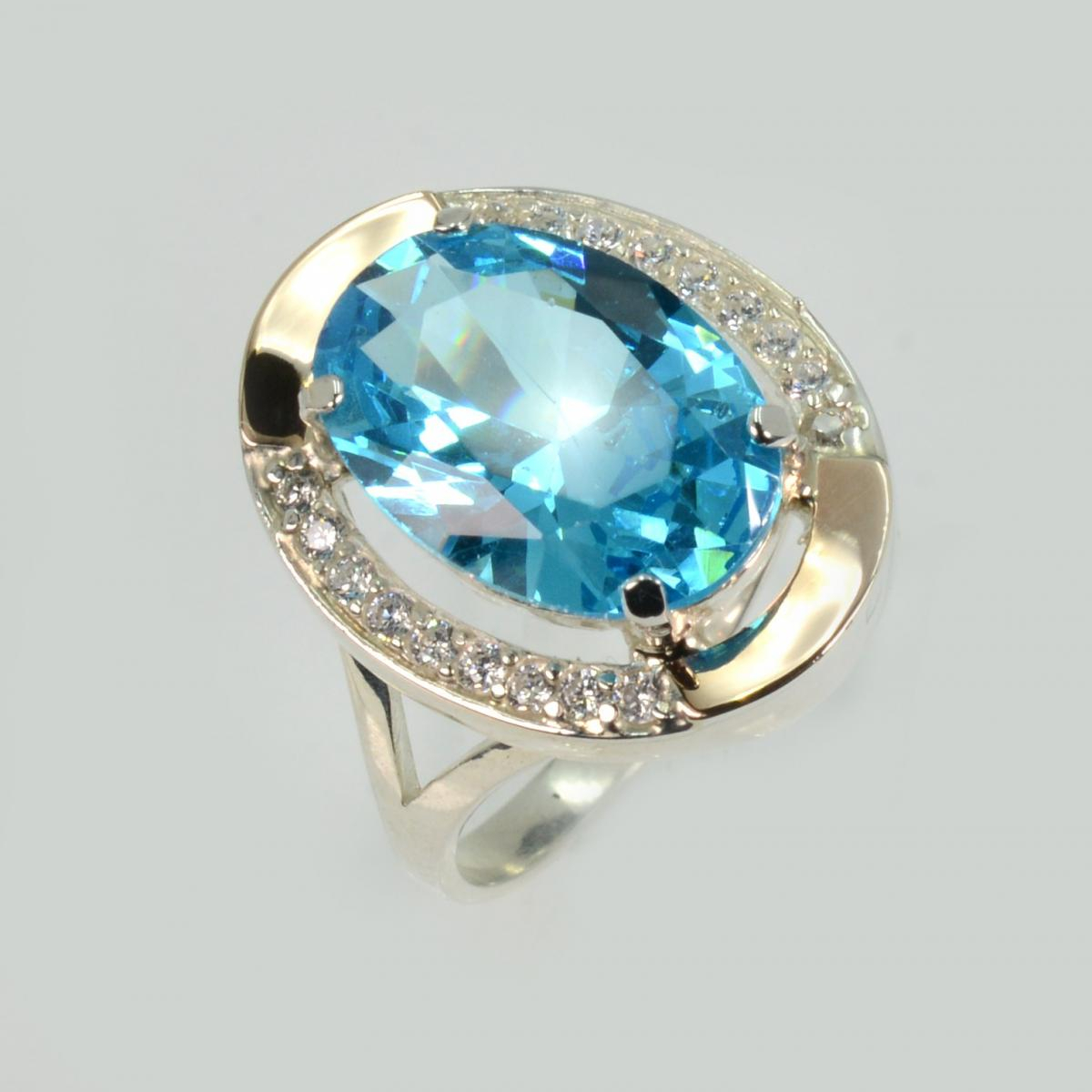 Срібна каблучка  зі вставками з золота