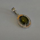 Серебряная подвеска со вставками из золота