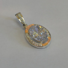 Серебряная подвеска со вставками из золота