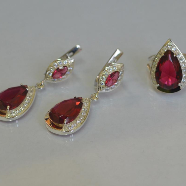 Срібний набір з напайками з золота