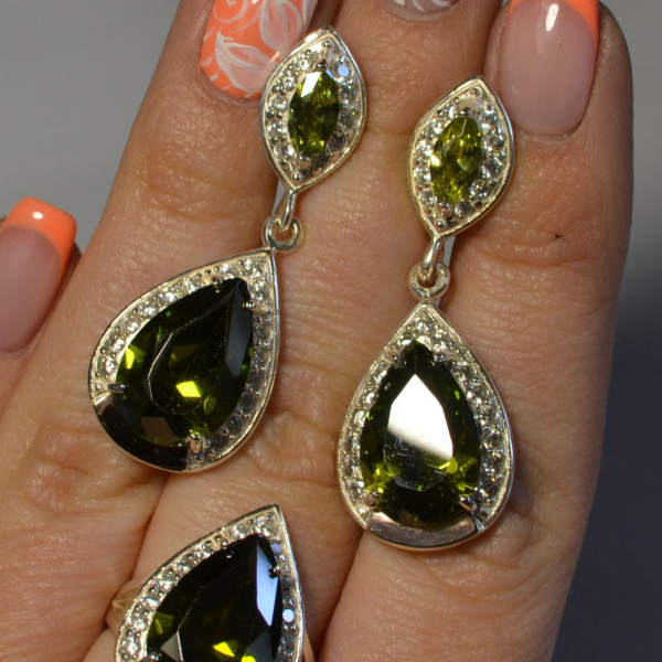 Срібний набір з напайками з золота