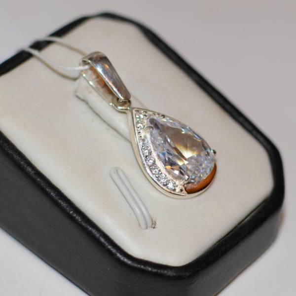 Серебряная подвеска с золотыми пластинами