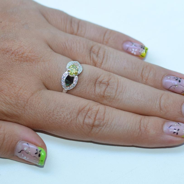 Срібна каблучка  зі вставками з золота