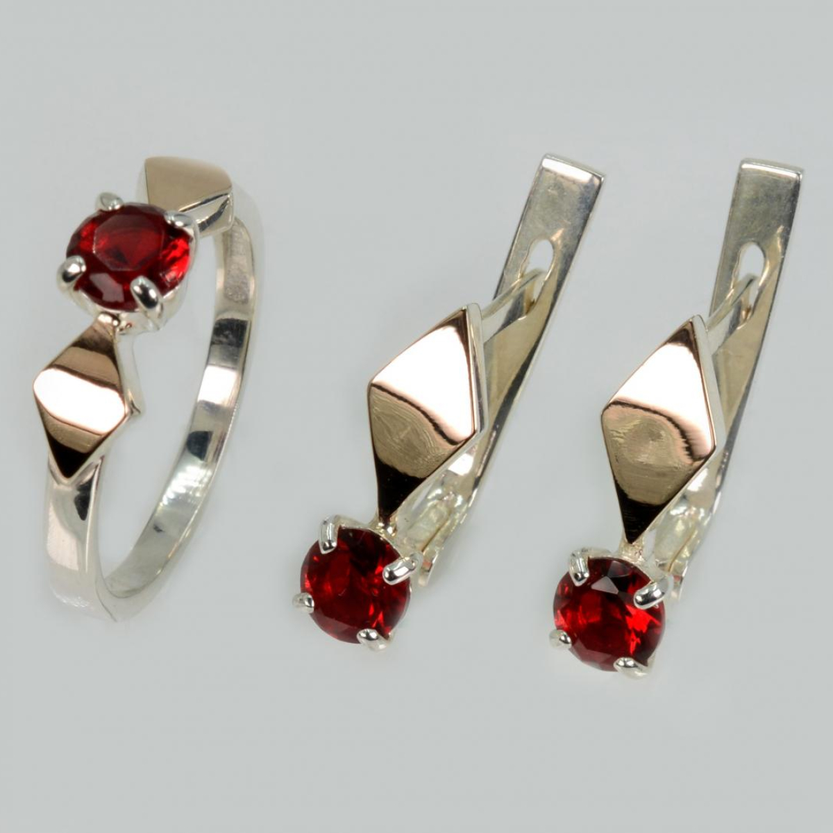 Срібний набір з пластинами із золота