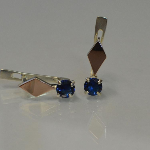 Серебряные серьги с золотыми пластинами