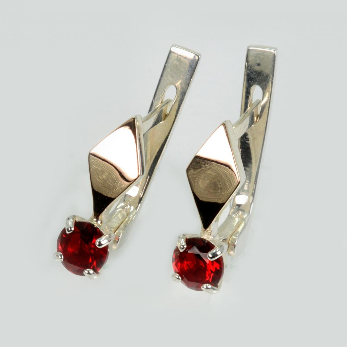 Серебряные серьги с золотыми пластинами