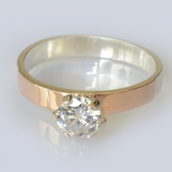 Срібна каблучка з золотими напайками