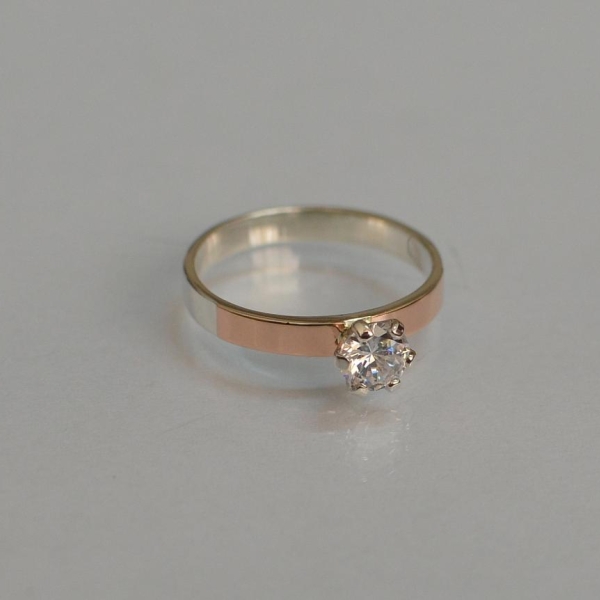 Срібна каблучка з золотими напайками