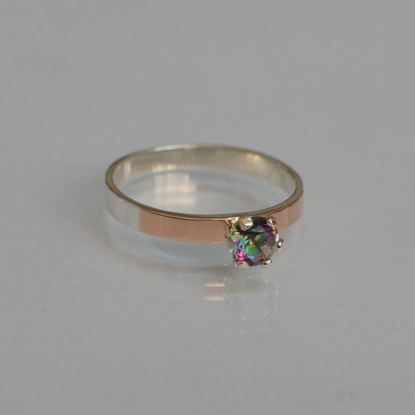 Срібна каблучка з золотими напайками