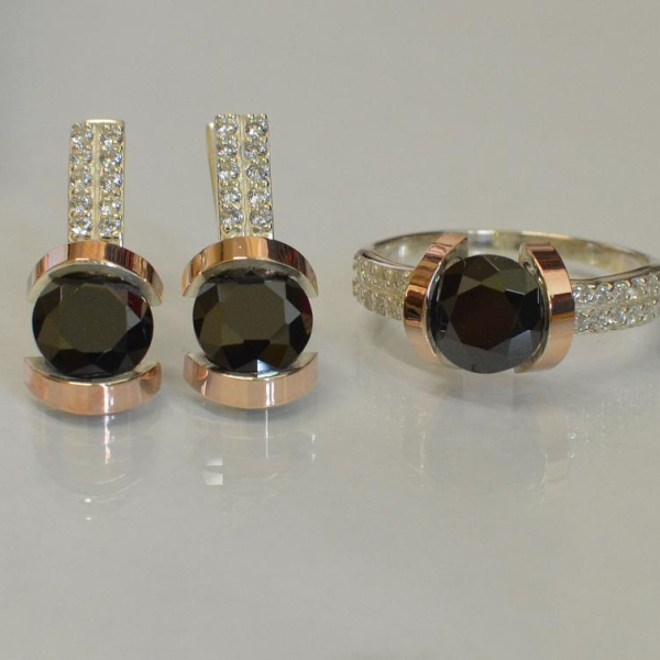 Срібний гарнітур з золотими накладками