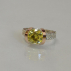 Срібна каблучка  зі вставками з золота