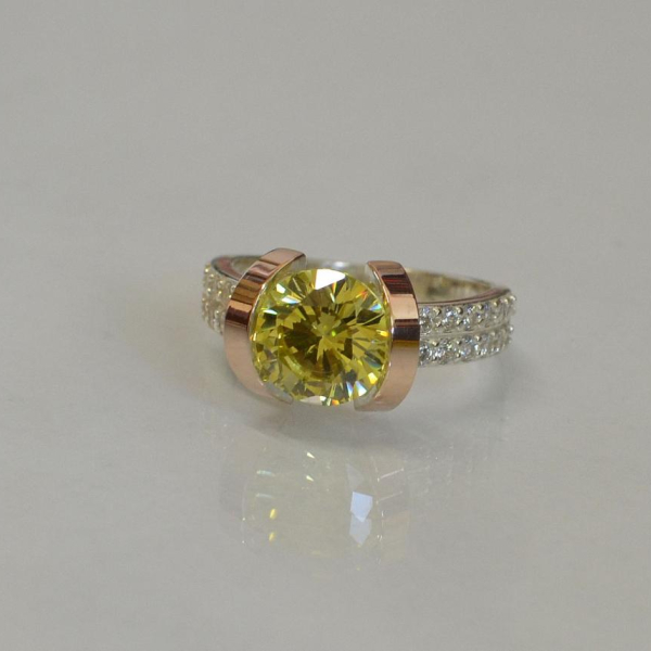 Срібна каблучка  зі вставками з золота