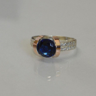 Срібна каблучка  зі вставками з золота