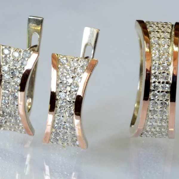 Срібний гарнітур зі вставками з золота