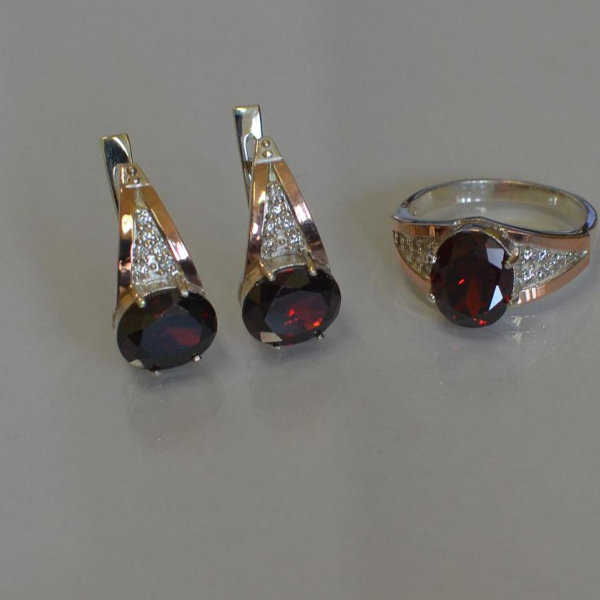 Срібний набір зі вставками з золота