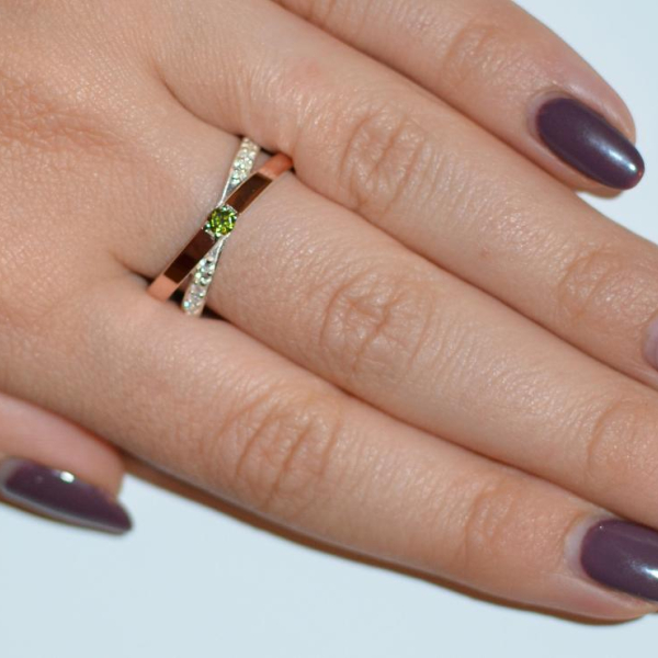 Серебряное кольцо со вставками из золота