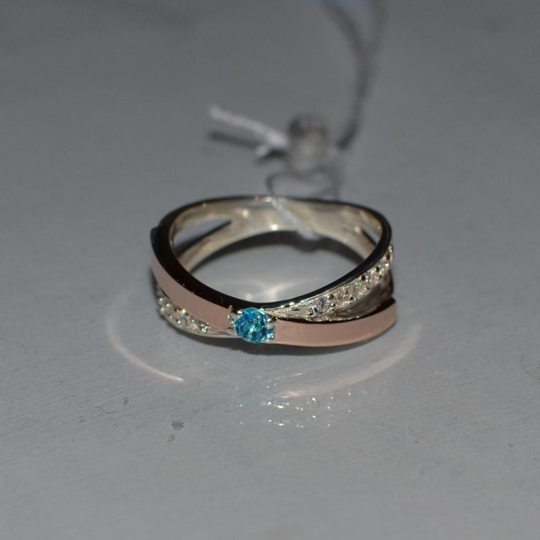 Серебряное кольцо со вставками из золота