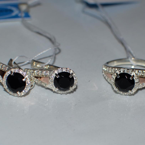 Срібний набір з пластинами із золота