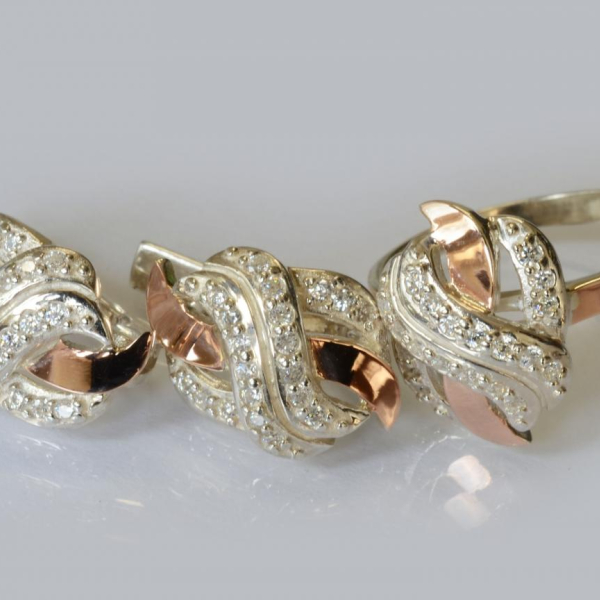 Срібний гарнітур з золотими накладками