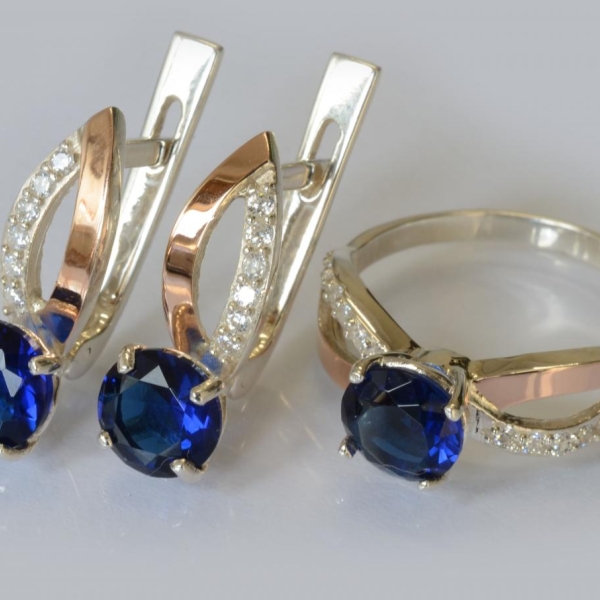 Срібний комплект зі вставками з золота