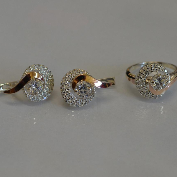 Срібний набір з золотими накладками