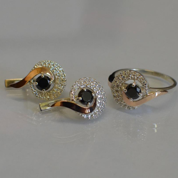 Срібний набір з золотими накладками