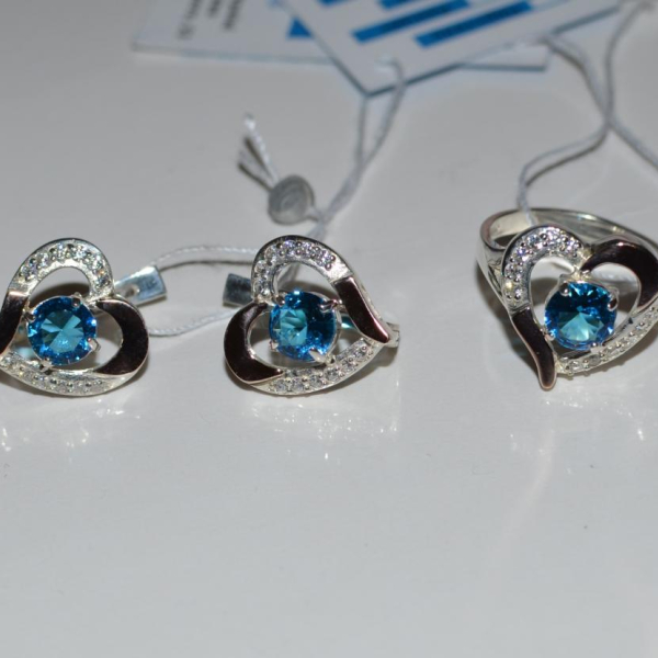 Срібний комплект зі вставками з золота